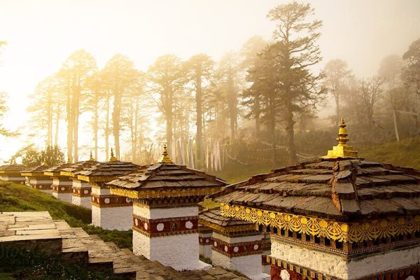Đèo Dochula tour đi Bhutan