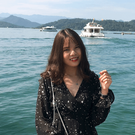 Hồng Nhan - Tư Vấn Viên Hạnh Phúc