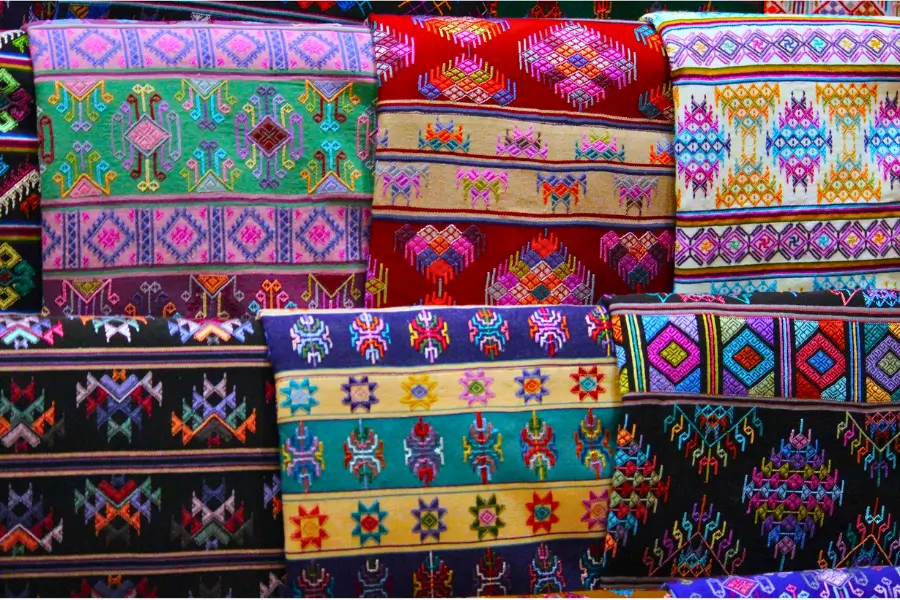 Kishuthara – loại vải tinh xảo nhất Bhutan