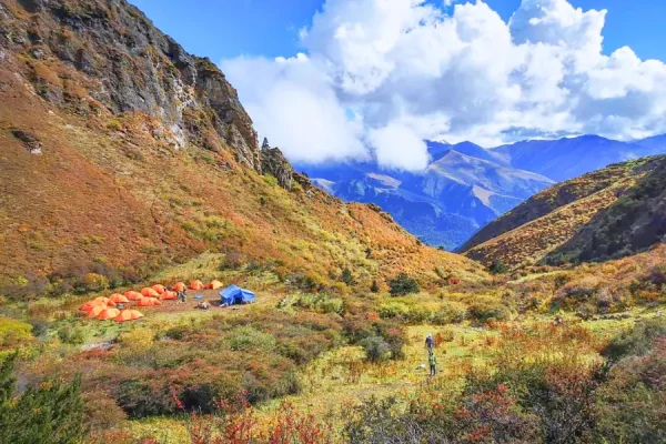 Thung lũng Shomuthang – một trong những vùng đẹp nhất tuyến Snowman Trek.