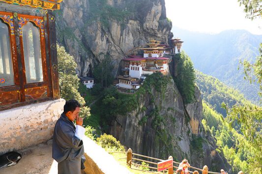 Tu viện Tiger's Nest tour Bhutan 5 ngày 4 đêm