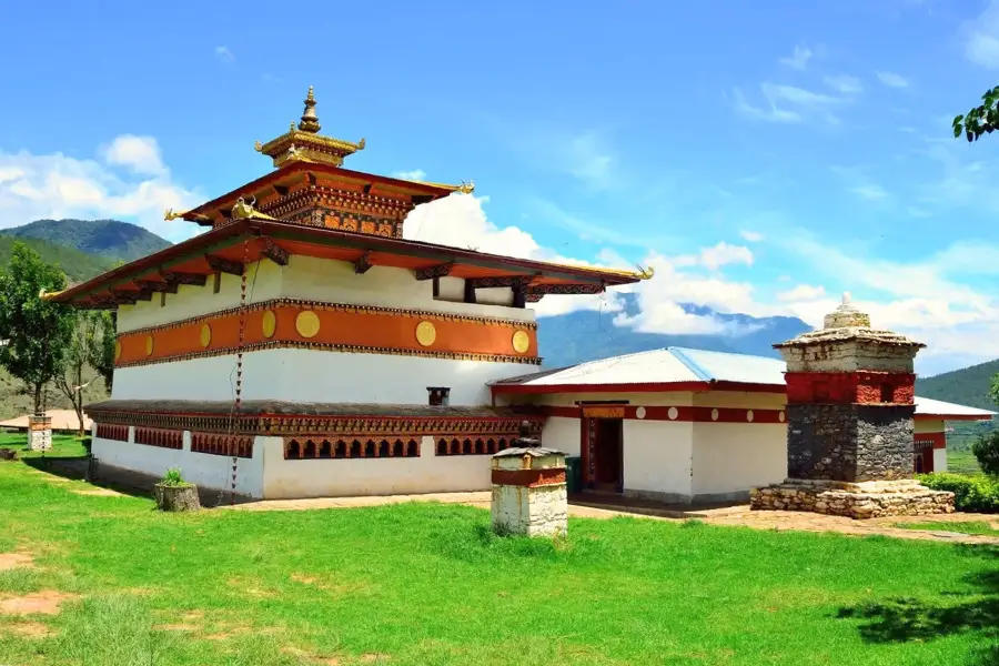 Tu Viện Chimi Lhakhang – Ngôi Đền Của Sự Sinh Sản Và May Mắn