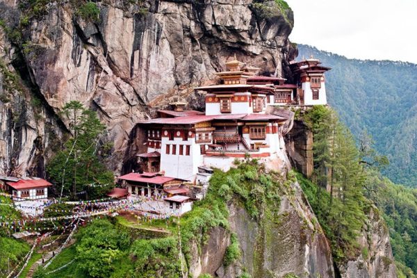 Du lịch Bhutan hành hương tu viện Taktsang