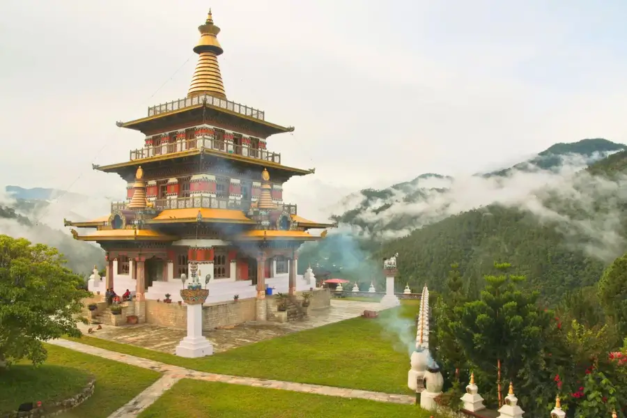 Vị trí & hành trình trekking nhẹ đến Khamsum Yulley Namgyal