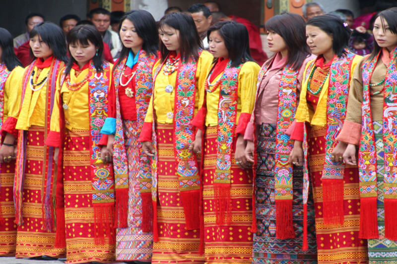 Khăn Khata dùng trong các dịp lễ quan trọng của người Bhutan